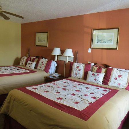 First Western Inn Caseyville Εξωτερικό φωτογραφία