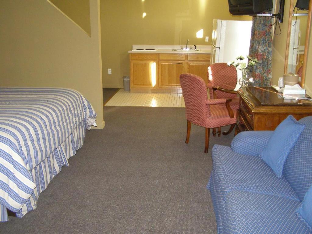 First Western Inn Caseyville Εξωτερικό φωτογραφία