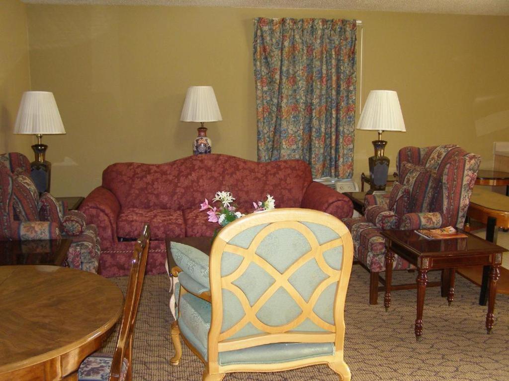 First Western Inn Caseyville Εξωτερικό φωτογραφία